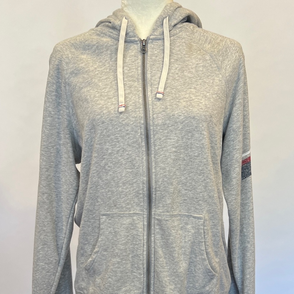 WLSS027 Women’s Champion Heather Gray Zip-Up Hoodie with pockets size medium